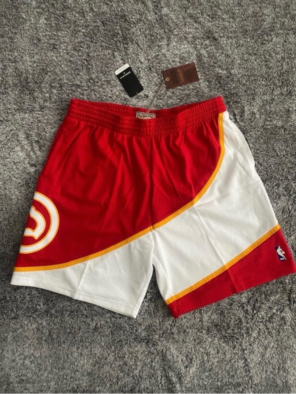 Men’s Atlanta Hawk Shorts, Mitchell & Ness, Swingman 86, NWT
